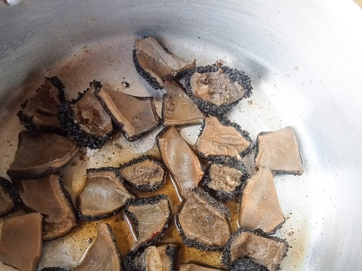 cooked tripe in a pot